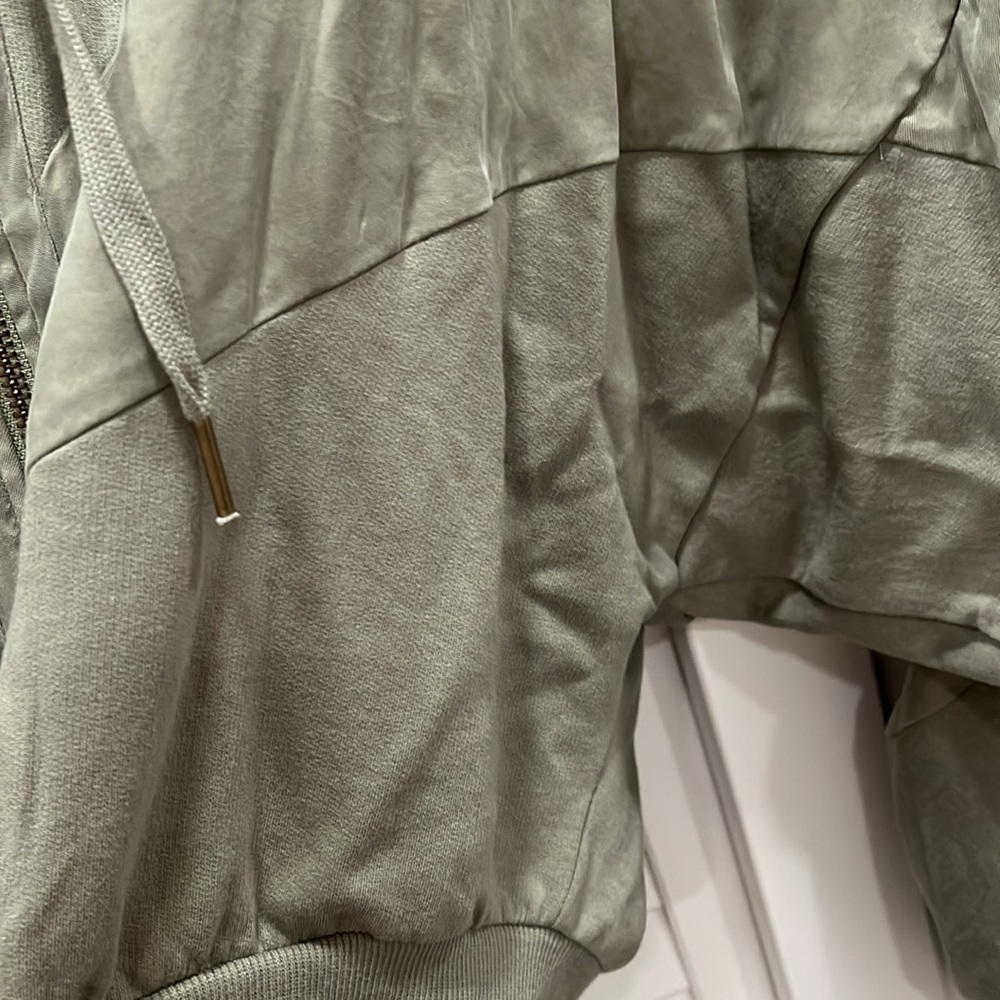 4. PINK Victoria's Secret Olive Green Hoodie π£ - Picture 6 of 8